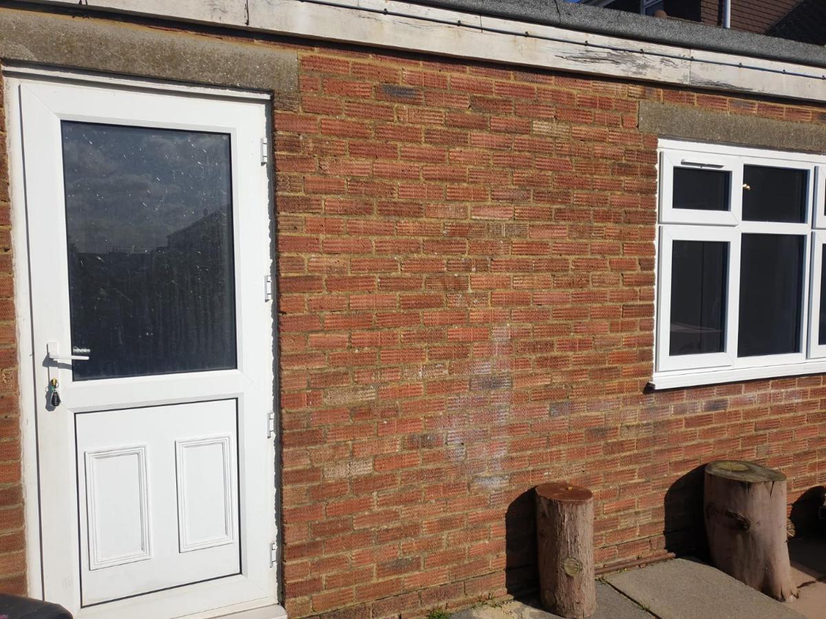 Garden Northolt Near Heathrow Airport